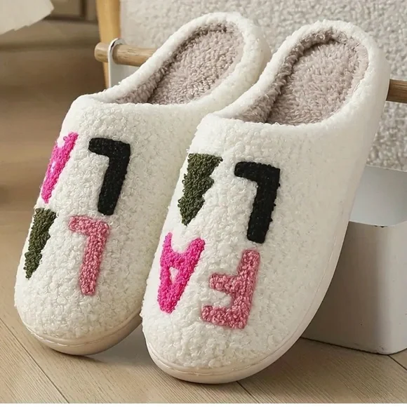 LAST ONE! NEW Cozy White Fuzzy Slippers. Fa La La - Picture 4 of 6
